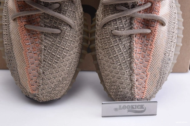 YEEZY FZ5240 V2 
